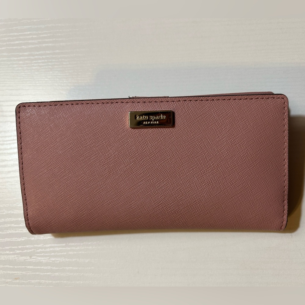 Like new Kate spade leather mauve dusty pink 2 fold wallet